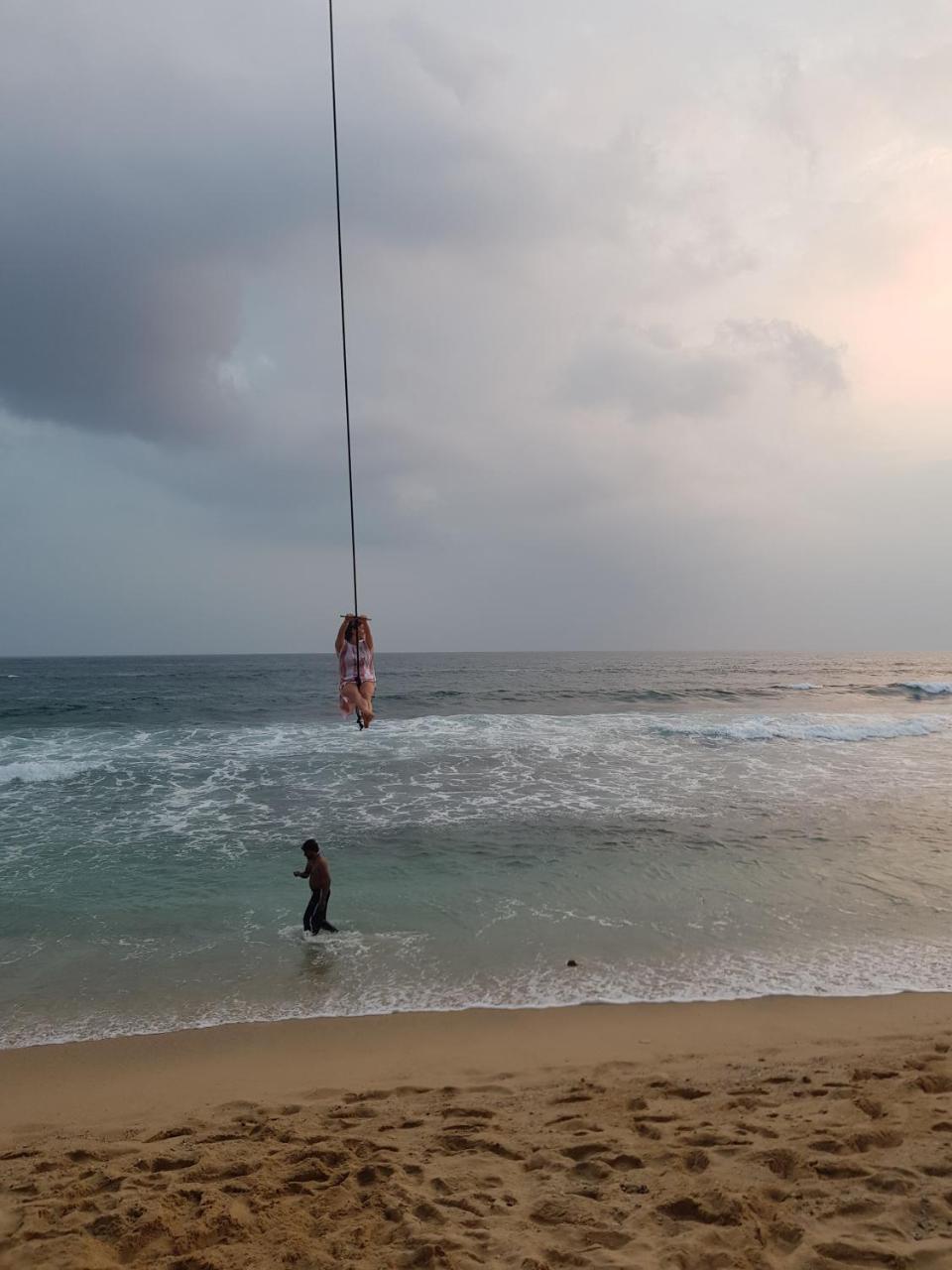 Rainbow Surf Beach Hotel Koggala Ngoại thất bức ảnh