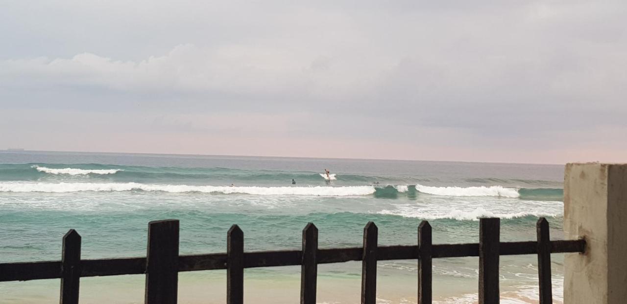 Rainbow Surf Beach Hotel Koggala Ngoại thất bức ảnh